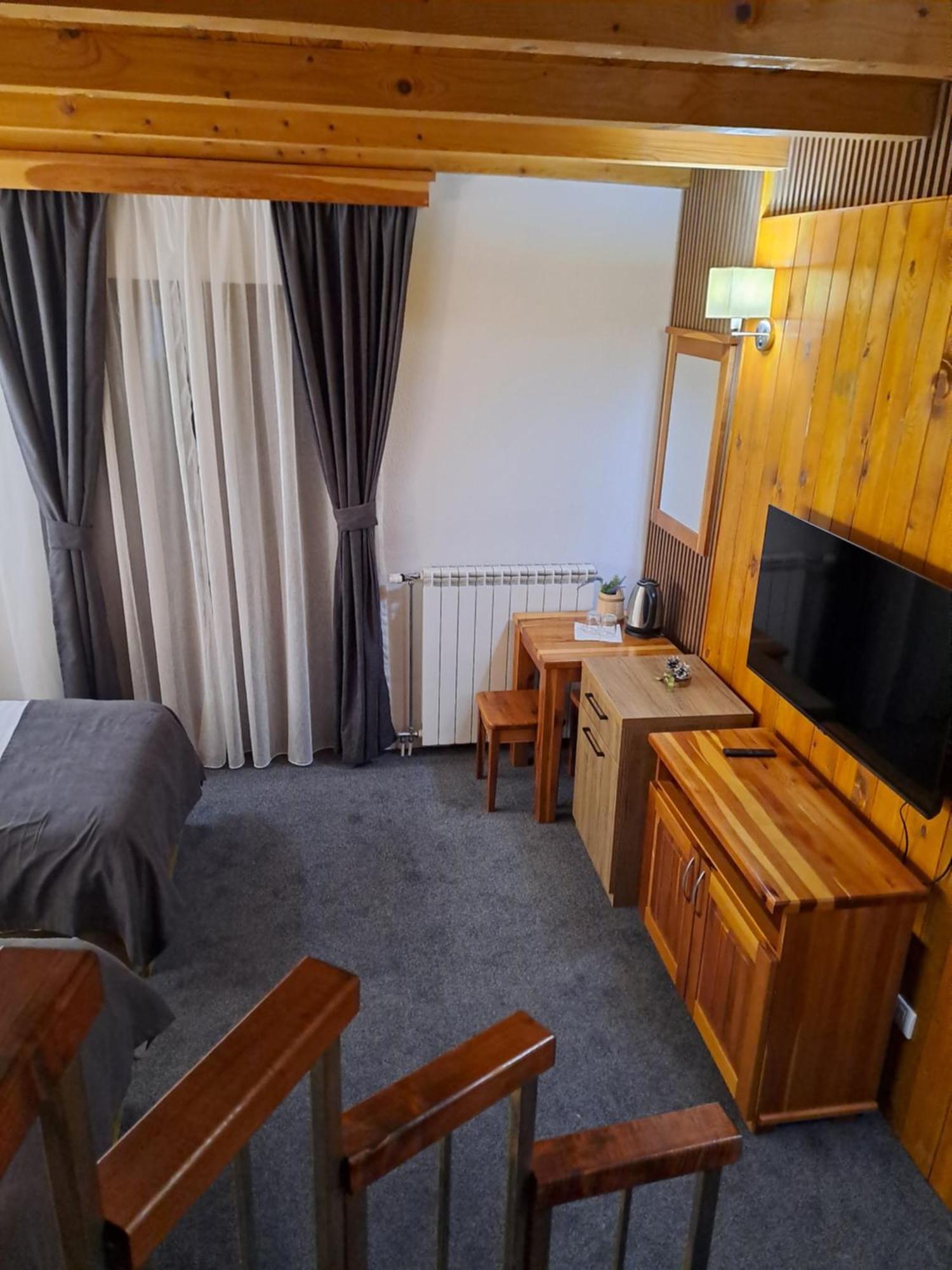 Rooms And Apartmants Mirovic Kolasin Ngoại thất bức ảnh